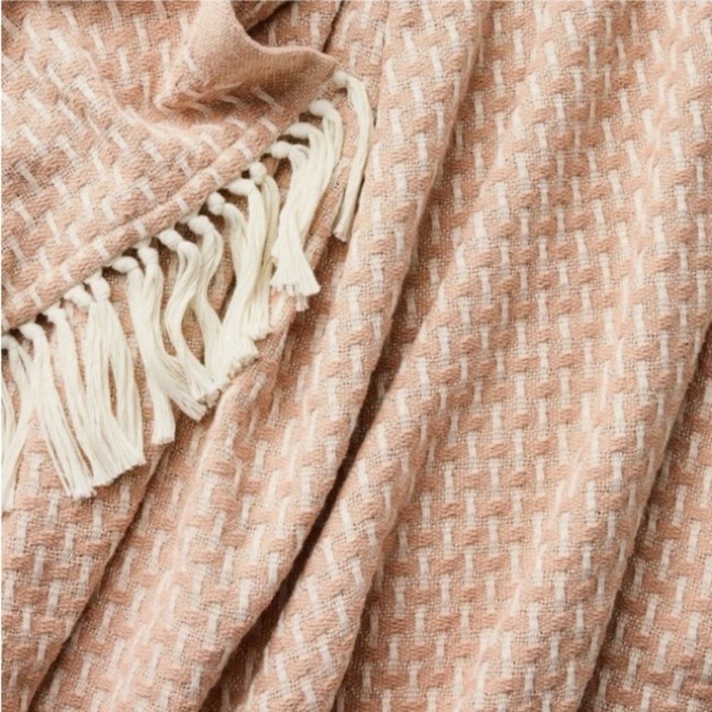 Studio McGee New Woven Pattern Cotton Blend Tassel Throw Blanket 50"x60" Blush - Picture 2 of 14